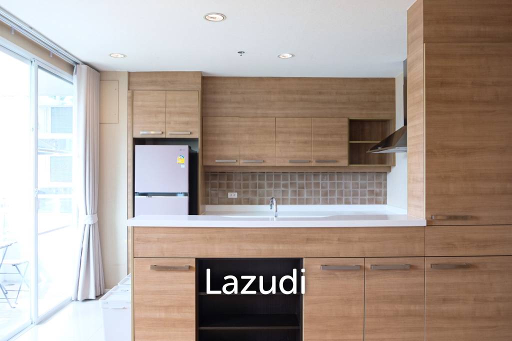 รูป 110 sqm 2 Bed Condo on 6th Floor at Villa Sikhara Khlong Tan Nuea Bangkok - รูปที่ 8/18