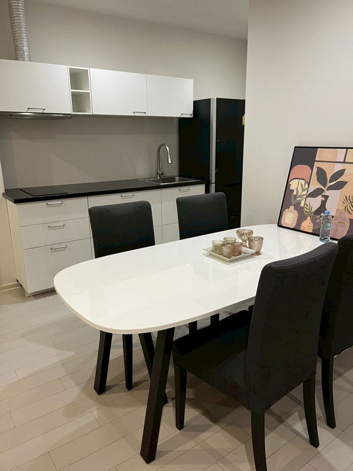 รูป LTHC14141 – Condo for Rent | Noble Ploenchit | 94 sqm | 2 Beds 2 Baths | Near BTS Ploenchit | 70K/Month | คอนโดให้เช่า โนเบิล เพลินจิต - รูปที่ 3/5