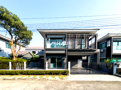 Houses for sale Ratchaphruek Road : Centro Ratchaphruek - Chaengwattana / 4 Bedrooms #HRP3041