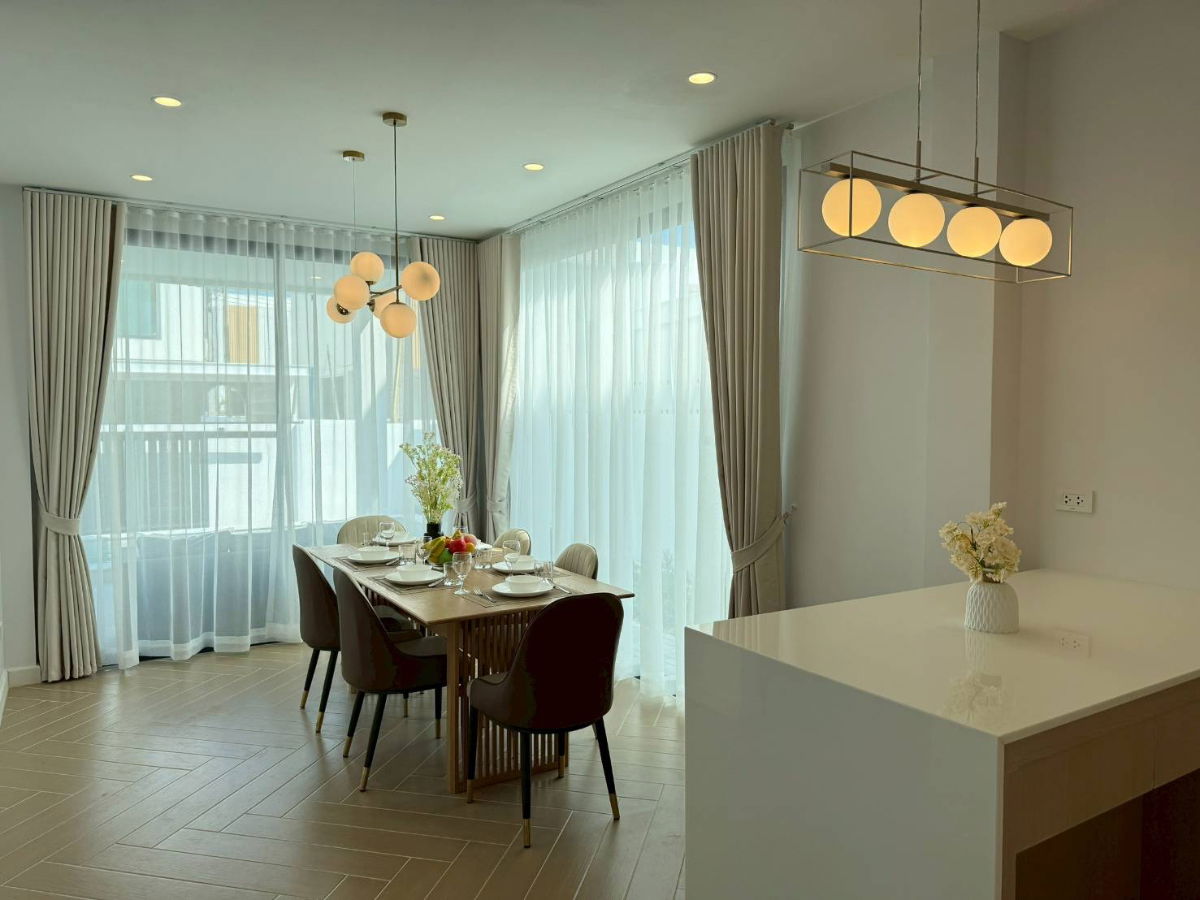 picture Brand New Pool Villa for Rent located near international schools and Kad San Wan Market - 9/24