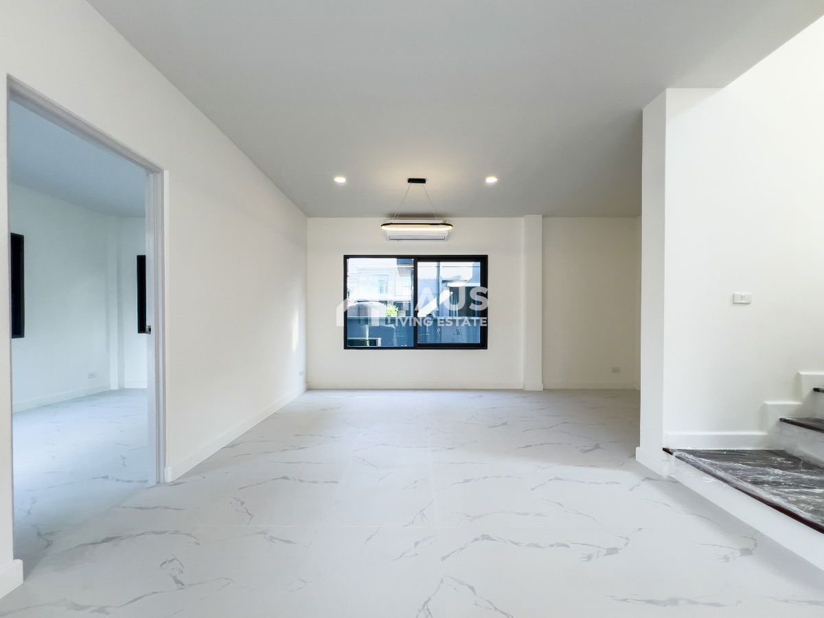 picture Centro Ratchaphruek - Chaengwattana / 4 Bedrooms #HRP3041 - 8/20