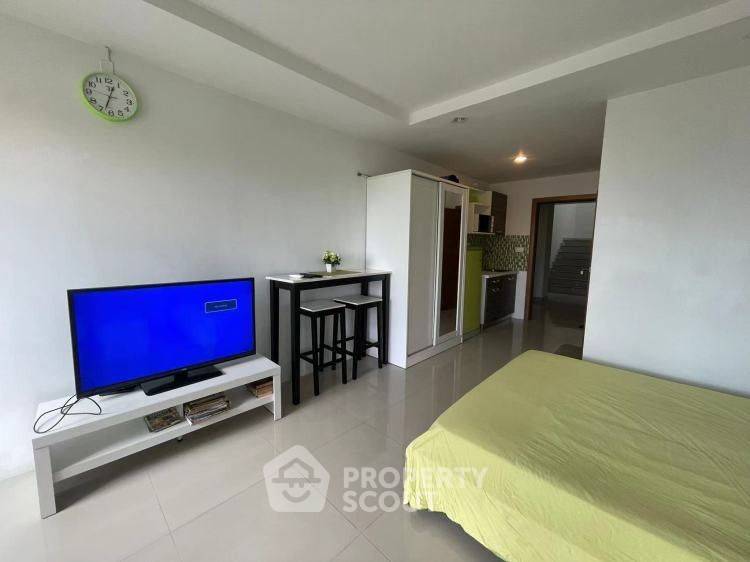 picture Studio Condo at Beach 7 Condominium close to Jomtien Beach (ID 2549604) - 2/8