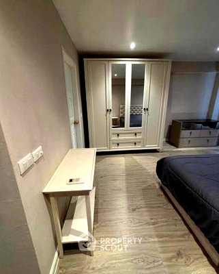 คอนโดให้เช่า : คอนโด 2 ห้องนอน เลี้ยงสัตว์ได้ Raintree Villa Sukhumvit 53 ใกล้ BTS ทองหล่อ (ID 2548014)