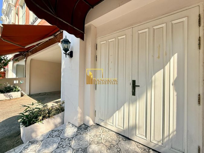 4-bed townhouse for rent, 320 sqm, 1 sq wah, Baan Klang Krung Thonglor