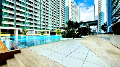 Condos for sale : Condo lumpine park beach Pattaya Jomtain for sale 