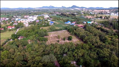 Land for sale Sattahip Chonburi : Beachfront Land for Sale in Bangsaray Area