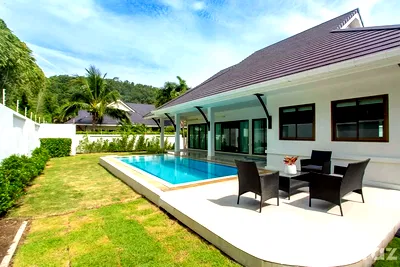 Houses for sale Stamford International University Hua Hin : 3 Bedrooms 2 Bathrooms Villa for Sale at The Height 5979875