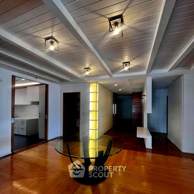 คอนโดให้เช่า : คอนโด 3-ห้องนอน ที่ ทาวเวอร์ พาร์ค ใกล้ ARL มักกะสัน (ID 2546687)