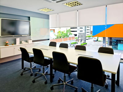 เช่าสำนักงาน BTS พร้อมพงษ์ : จอง Open Office Space สำหรับธุรกิจทุกขนาดที่ HQ SO24