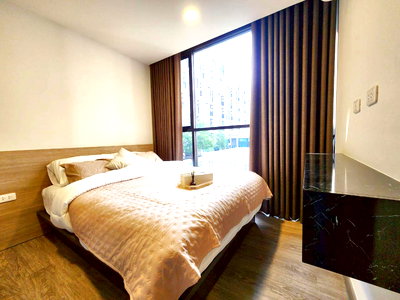 ขายคอนโด : ขายด่วน!! คอนโด 2 ห้องนอน ทำเลสาทร – เจริญนคร ใกล้ ICON SIAM พื้นที่กว้าง พร้อมอยู่ 