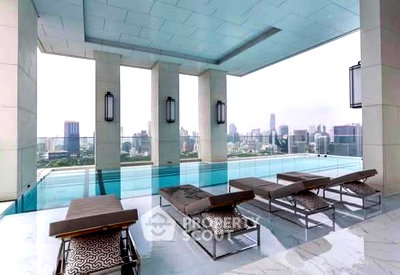 Condos for rent Chulalongkorn University : 2-BR Condo at Muniq Langsuan near BTS Ratchadamri (ID 2547600)