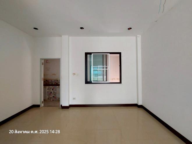 picture HOME for sale Lam Phak Kut Thanyaburi Pathumthani - 4/32