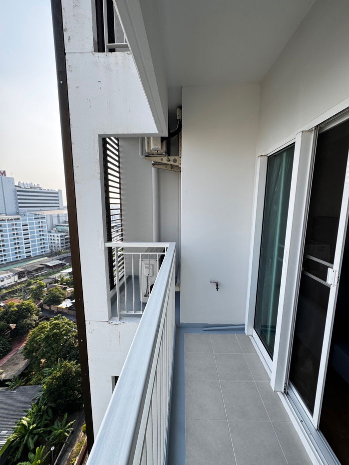 picture For rent!!! The Parkland Grand Taksin Fully Furnish. - 8/10