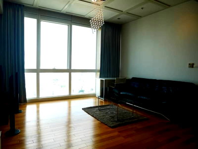 คอนโดให้เช่า : LTH5126 – Millennium Residence FOR RENT 1 bed 1 bath Size 68 Sq.M. nearby BTS Asoke Station ONLY 50k/Month