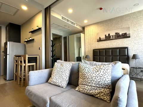 📌 ให้เช่าคอนโด แอชตัน จุฬา-สีลม อาคาร 1 ชั้น 12 1 ห้องนอน ขนาด 34.00 ตรม ใกล้ MRT สามย่าน