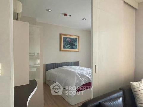 1-BR Condo at The Light House Sathorn–Chareonnakorn near BTS Krung Thon Buri (ID 2548205)