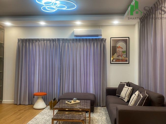 ให้เช่าทาวน์โฮม 4 ห้องนอน 300 ตร.ม. 29.5 ตร.ว. พลัส พาร์ค อเวนิว ลาซาล - ศรีนครินทร์