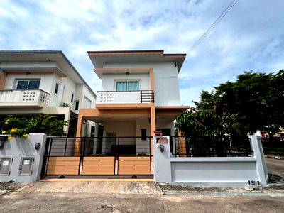 เช่าบ้านเดี่ยว ม.เกษตรศาสตร์ ศรีราชา : ให้เช่าบ้านเดี่ยว 2 ชั้น หมู่บ้านเมโทรปาร์ค อ่าวอุดม – แหลมฉบัง ศรีราชา 