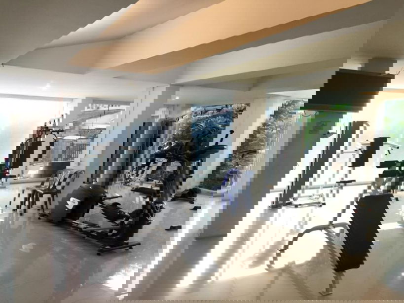 picture ðĒ Happy Condo Ratchada 18 for rent ð Close to MRT Huai Khwang / Sutthisan (motorbike taxi available in front of the building) - 5/8