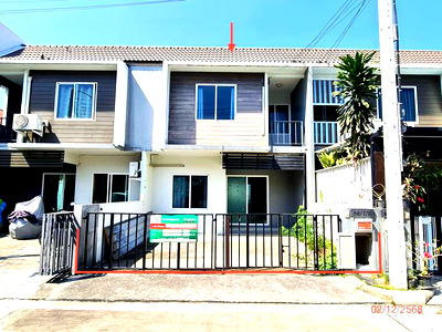 Townhouses for sale วิทยาลัยเทคโนโลยีทางการแพทย์และสาธารณสุขกาญจนาภิเษก : TOWN_HOUSE for sale  Sai Noi Sai Noi Nonthaburi