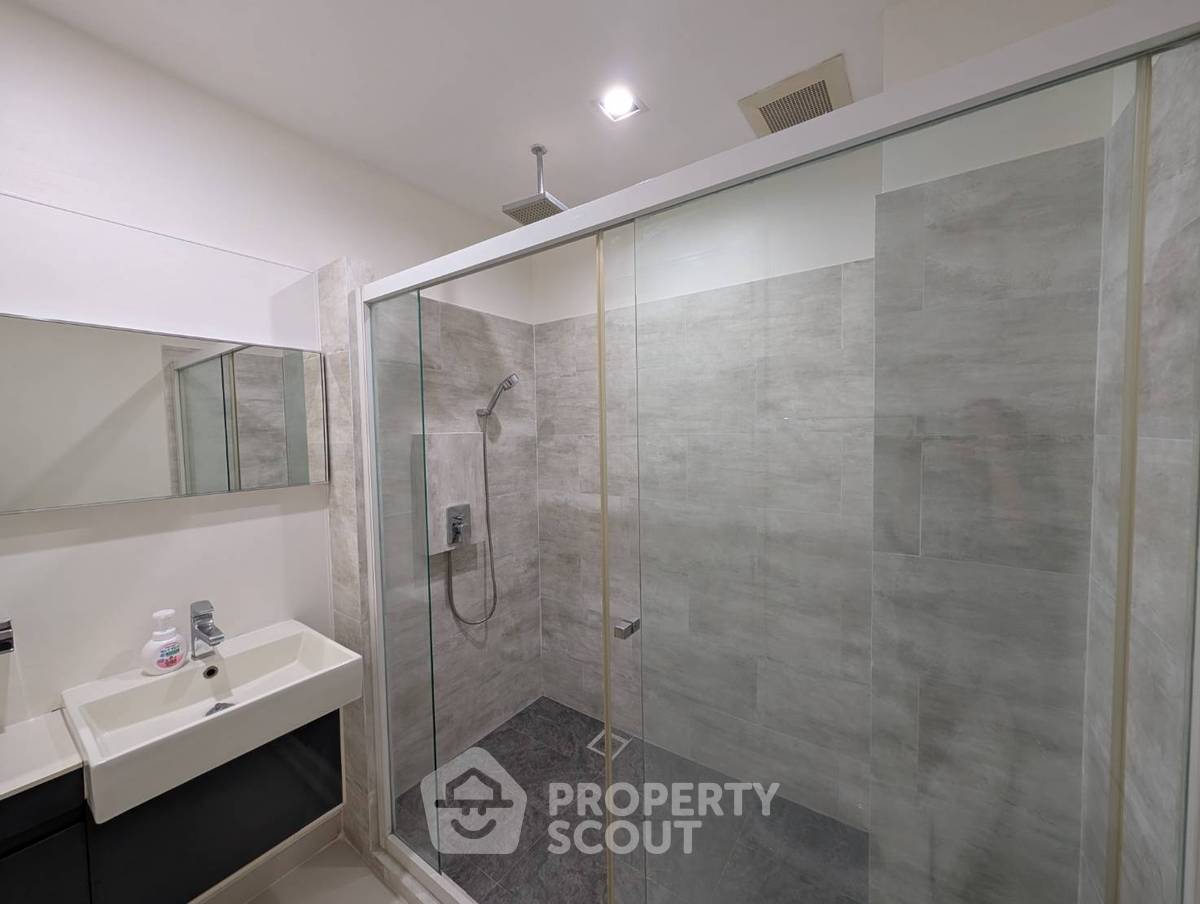 รูป คอนโด 1-ห้องนอน ที่ เดอะ รูม สุขุมวิท 62 ใกล้ BTS ปุณณวิถี (ID 2546660) - รูปที่ 9/17