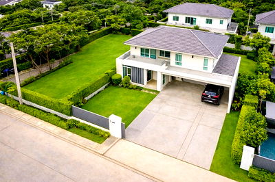 เช่าบ้านเดี่ยว เมกะ บางนา : ให้เช่าคฤหาสน์มุมใหญ่สุดหรู 2 ชั้น ใหม่ จัดเต็มเฟอร์ฯ คชฟฟ 155ตร.วา. 5นอน มัณฑนา เมกา บางนา 1.8 กม.335ตร.ม. ลด30% ติดถนนวงแหวน