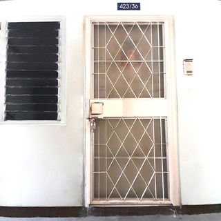 For sale: Eua Athon Kao Kilo condo, Building 19, 3rd floor, area 133 square meters.