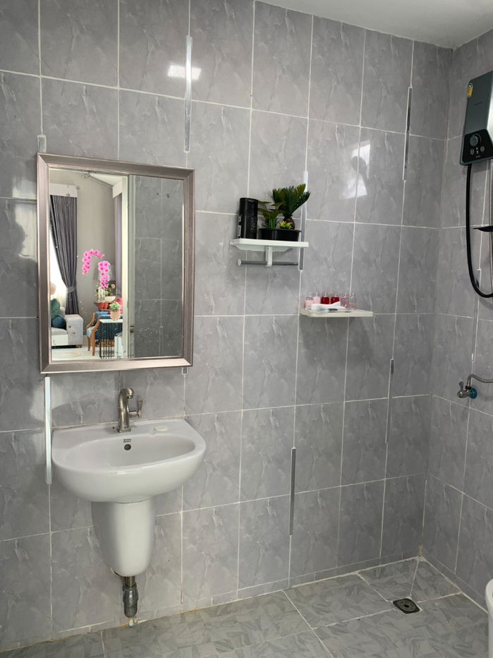 รูป ขายรีสอร์ทลดาวรรณ์ คอดเทจ ตกแต่งสไตส์ยุโรป คลองสาม ลำลูกกา มีบ้าน4 หลัง 5 ห้องนอน 5 ห้องน้ำ เนื้อที่ 333 ตรว สมราคา - รูปที่ 25/40