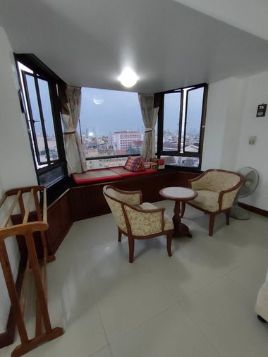 1-bed condo for rent, 42.1 sqm, Juldis River Mansion