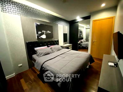 ขายคอนโด : คอนโด 1-ห้องนอน ที่ เซอร์เคิล คอนโดมิเนียม ใกล้ MRT เพชรบุรี (ID 2548334)