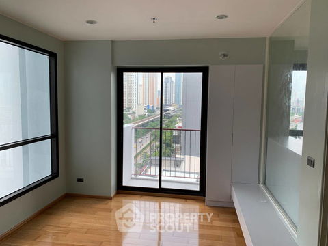 1-BR Condo at Fuse Sathorn-Taksin near BTS Wongwian Yai (ID 2542095)
