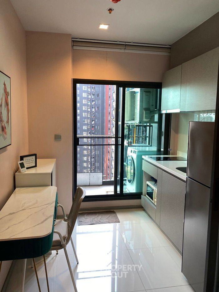 รูป คอนโด 1-ห้องนอน ที่ ไลฟ์ อโศก - พระราม 9 ใกล้ MRT พระราม 9 (ID 2543601) - รูปที่ 3/7