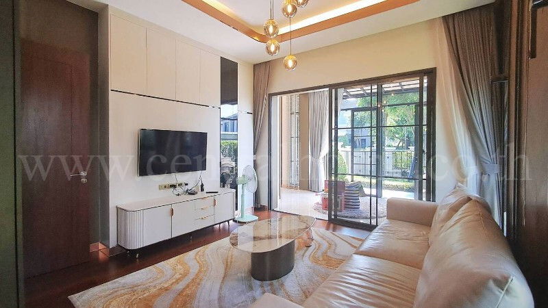 รูป บ้านเดี่ยว เลค เลเจนด์ แจ้งวัฒนะ Super Luxury สไตล์ฝรั่งเศส ราคาถูกที่สุดในโครงการ - รูปที่ 6/20