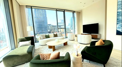 คอนโดให้เช่า : Scope หลังสวน. 2นอน 163ตรม. ว่างพร้อมอยู่ Line id: @pfagent