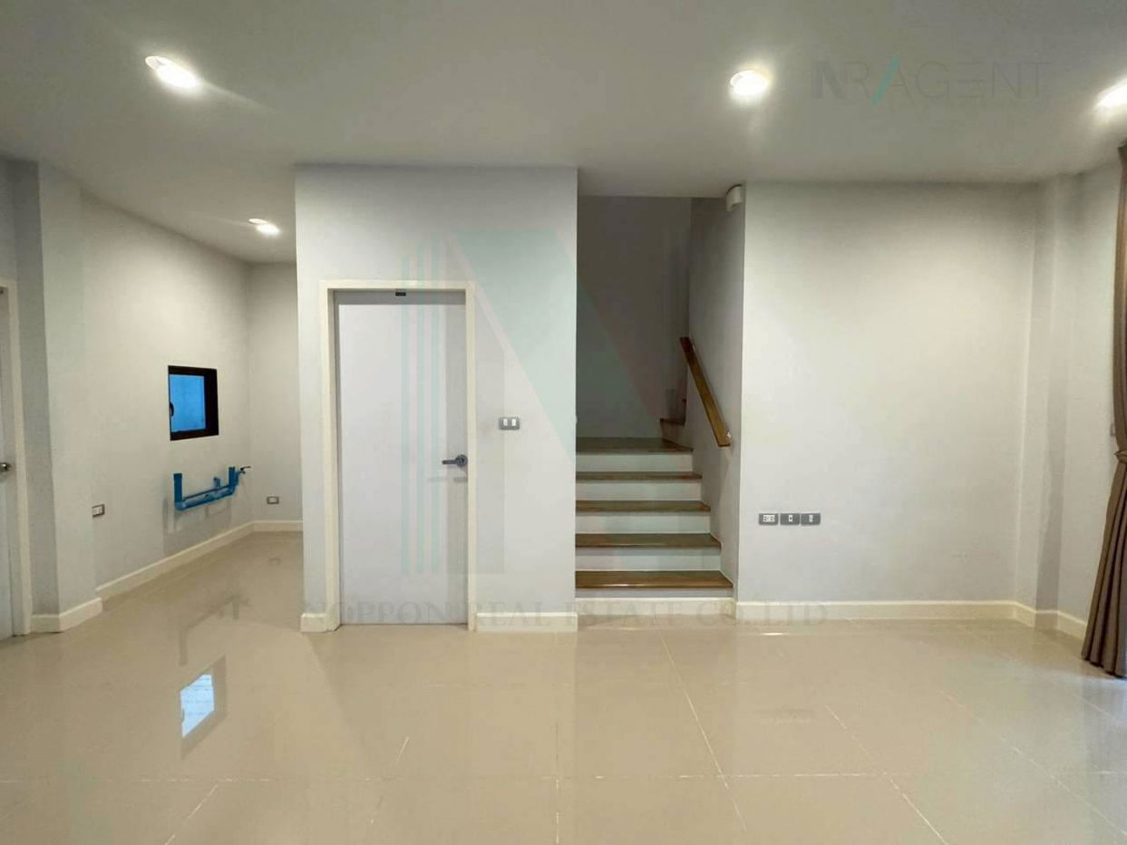 รูป 📌 ขายทาวน์โฮม โครงการ อนาบูกิ ธนาฮาบิแทต สะพานมหาเจษฎาบดินทรานุสรณ์-ราชพฤกษ์ 2 ชั้น 3 ห้องนอน 3 ห้องน้ำ - รูปที่ 3/8