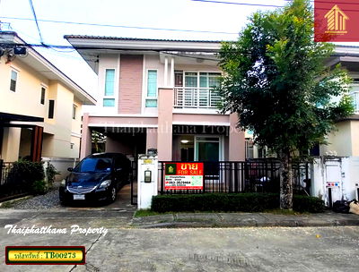 บ้านแฝด วิทยาลัยนานาชาติราฟเฟิลส์ : บ้านแฝด เนเชอร่า บางนา กม.5 ถนนบัวนครินทร์ บางนา-ตราด เดินทางสะดวก ราคาสุดคุ้ม