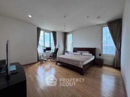 รูปภาพ 2-BR Condo at The Empire Place near BTS Saint Louis (ID 2547744)