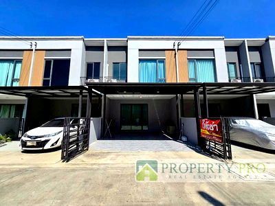 Townhouses for rent Bang Pu Industrial Estate : Town Home for Rent at Pleno Sukhumvit Bangna 2, 2-Storey Townhome with 3 bedroom 18 sqw 106 sqm Fully Furnished Near MegaBangna : MJ26R-001