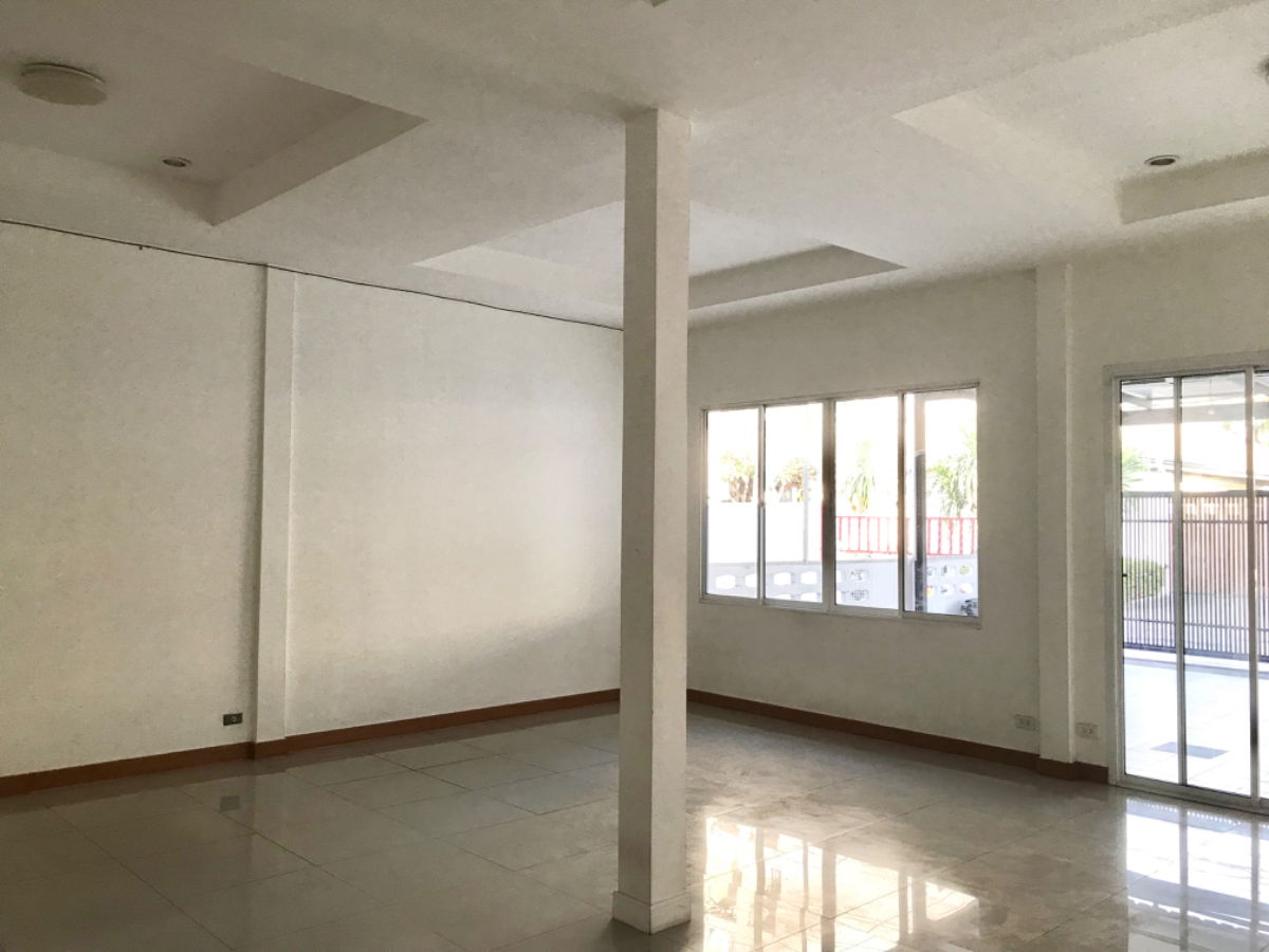 รูป ให้เช่าบ้านทาวน์เฮ้าส์ ซ.หัวหมาก20 - รูปที่ 8/12