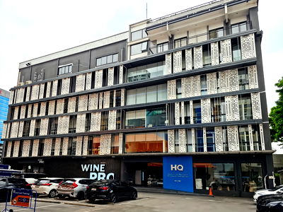 Office for rent The Stock Exchange of Thailand : Fully serviced private office space for you and your team in HQ SO24