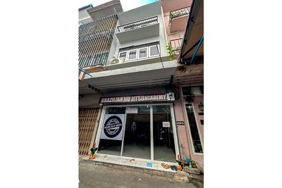 ทาวน์โฮม เขตคลองเตย : [920071049-1261] 3 Story Townhouse Sukhumvit 22 - Walking Distance to EmSphere