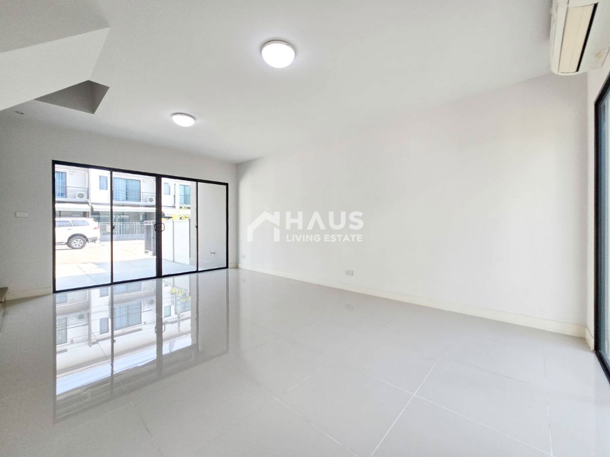 picture Baan Klang Muang Pinklao - Charan / 3 Bedrooms #TBGK039 - 5/20