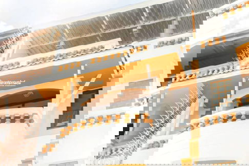 ขายด่วน ! อาคารพาณิชย์ สวรรค์วิถี (สุทธิสารวินิจฉัย) รีโนเวทใหม่ทั้งหลัง ระบบน้ำ-ไฟใหม่หมด * เดินทางง่ายใกล้รถไฟฟ้า พร้อมอยู่