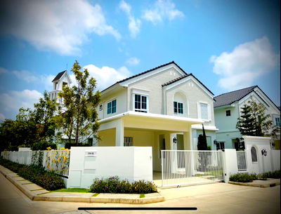 Houses for rent Suwannaphum International Airport : For rent, Chaiyapruek Bangna KM.15