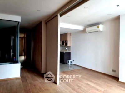 Condos for sale : 1-BR Condo at Q Chid Lom - Phetchaburi near BTS Chit Lom (ID 2447411)