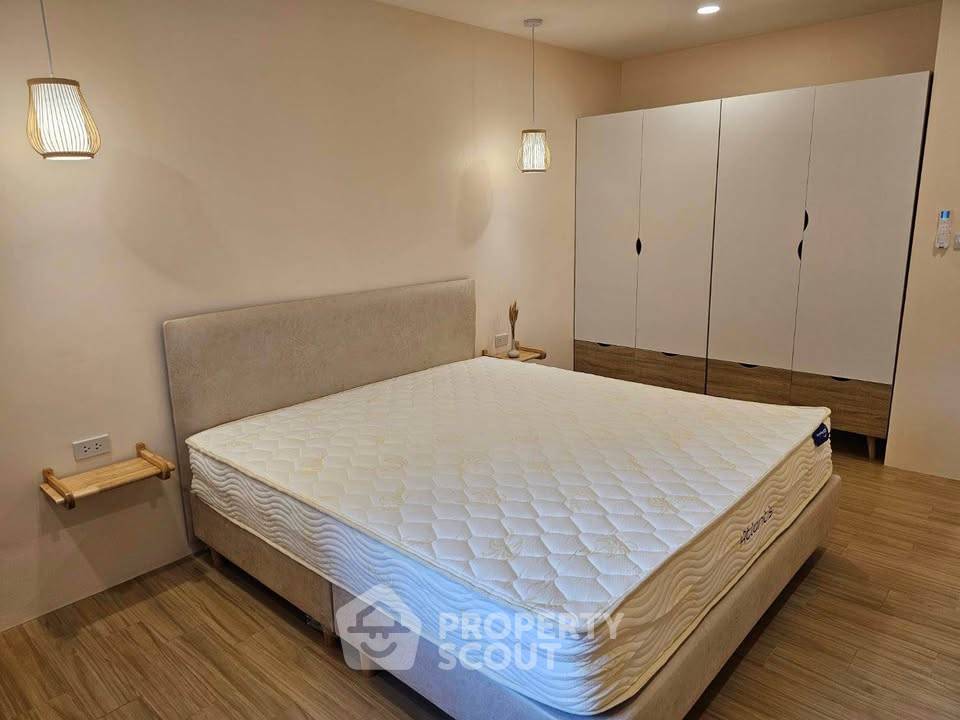 picture 3-BR Condo at Le Premier 1 Condominium near MRT Sukhumvit (ID 2257406) - 11/15