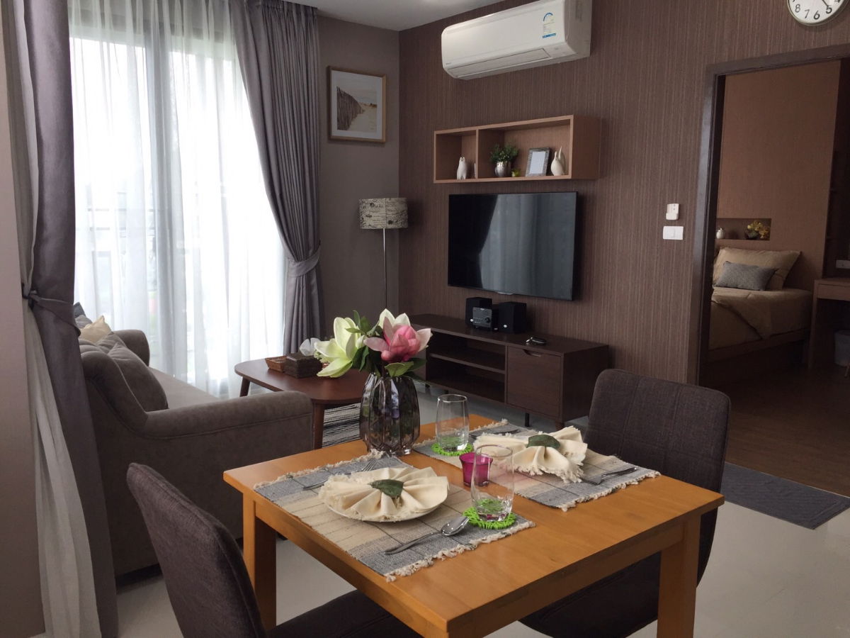 picture For Sale: The Sky Condo – Corner Unit - 4/8