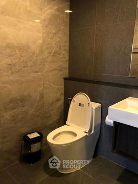 คอนโด 1-ห้องนอน ที่ ควินทารา ภูม สุขุมวิท 39 ใกล้ BTS พร้อมพงษ์ (ID 2552307)