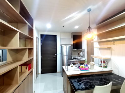 คอนโดให้เช่า : Available for rent! Rhythm Sukhumvit50 with 1 Bedroom 45sqm. Cozy living with a garden view. Ready to move in.
