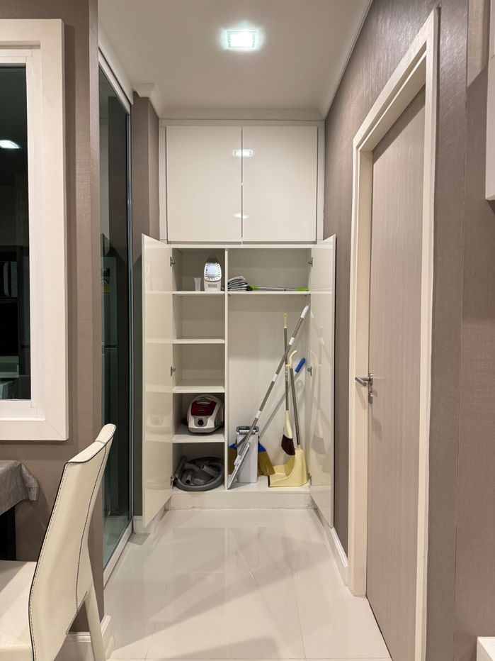 picture ðĨFor RentðĨREADY to move in, WIFI included The Metropolis Samrong, 0 meters from BTS, 2 bedroom 52 sqm, on 14th Floor - 4/21